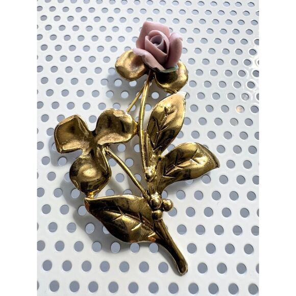 Vintage Porcelain Pink Rose Gold-Tone Floral Brooch - Picture 4 of 7